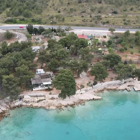 Josip Apartman